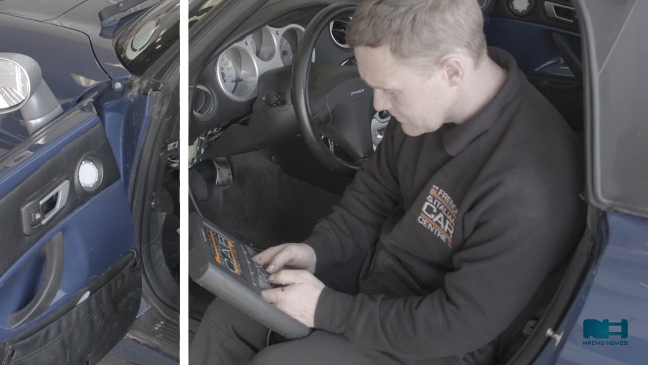 Screen Replacement Breakdown on Vimeo