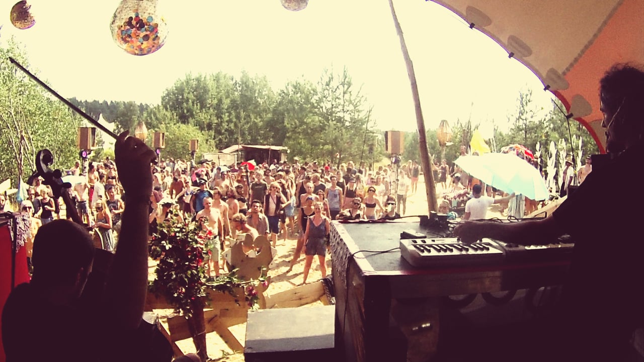 Superdirt² - Drops (Live @ 3000grad Festival)