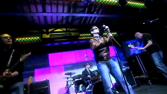 Emap - Jamie White sings 'Dakota'