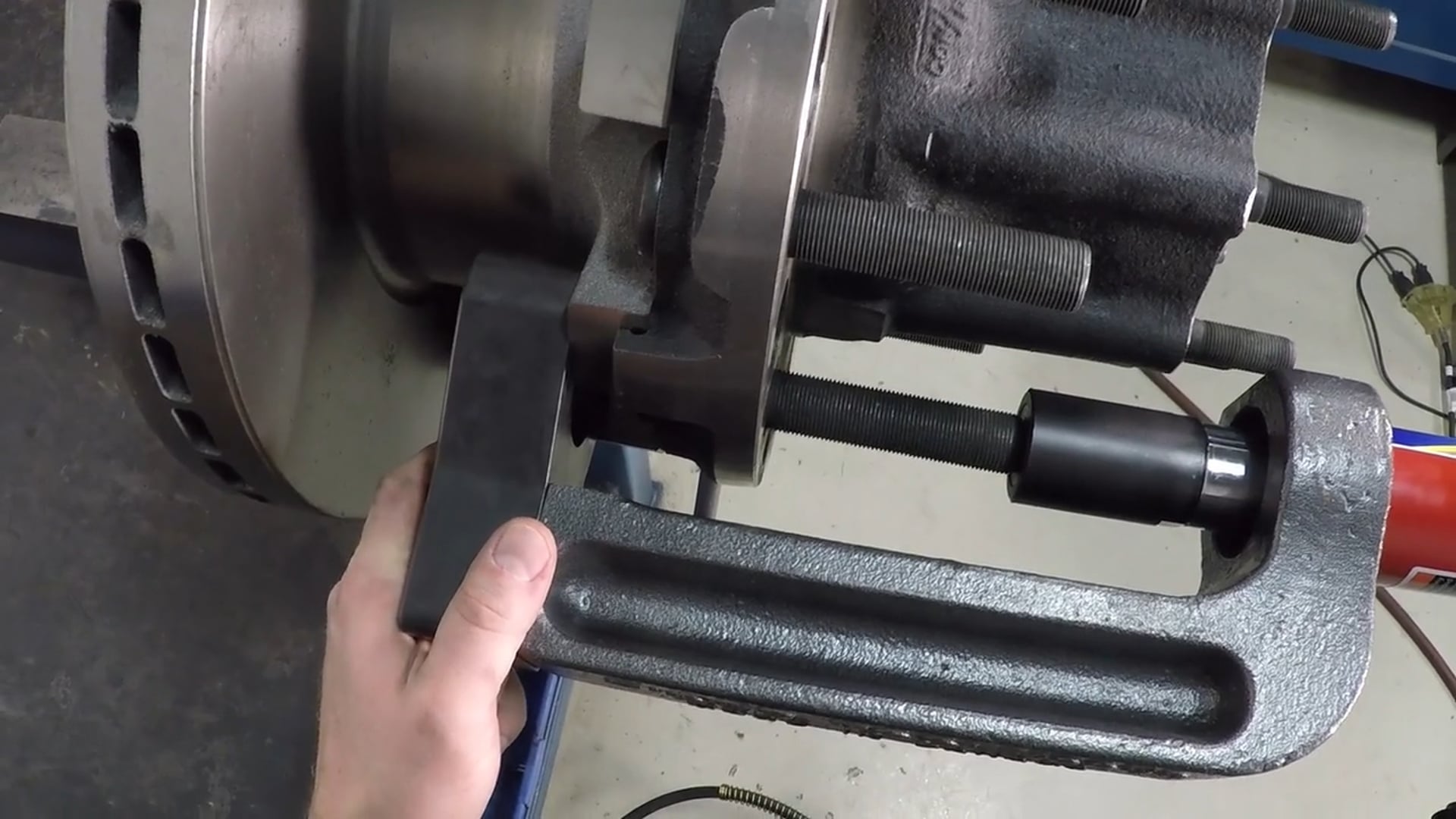 Video of Tiger Tool Hydraulic Wheel Stud Service Kit (Disc and Drum Brakes)