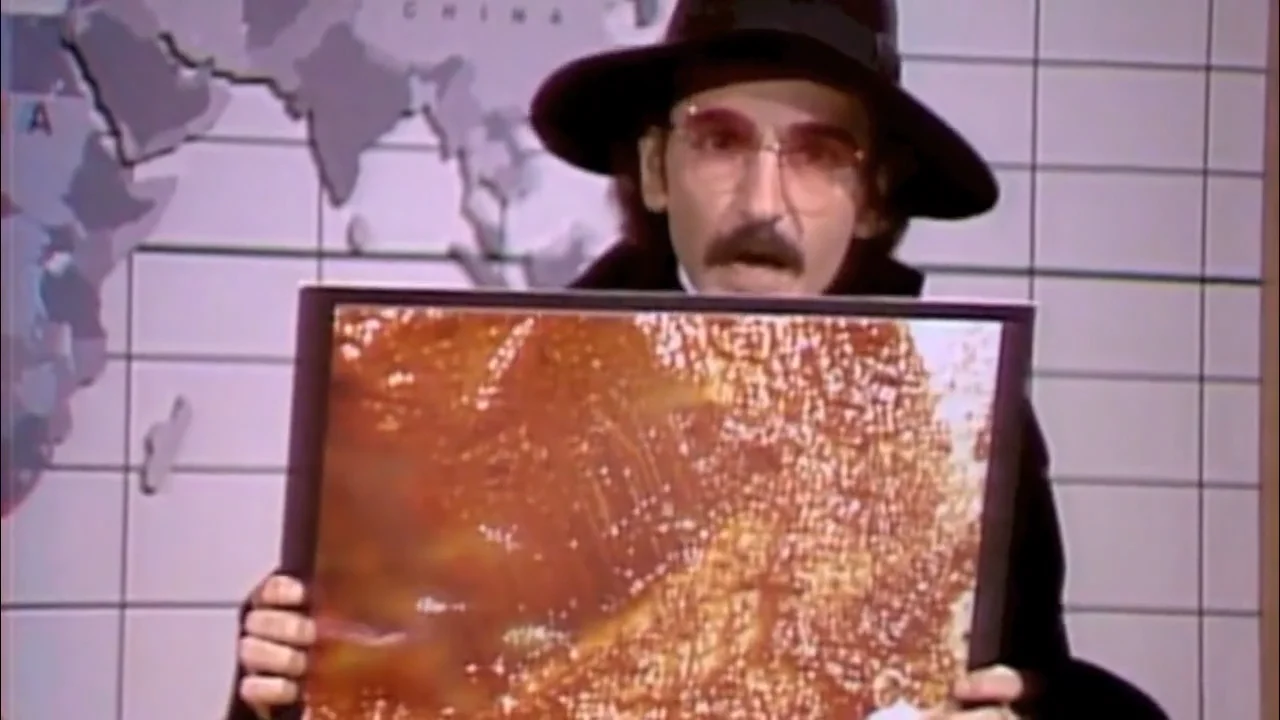 NextImg:Find the Pope in the pizza