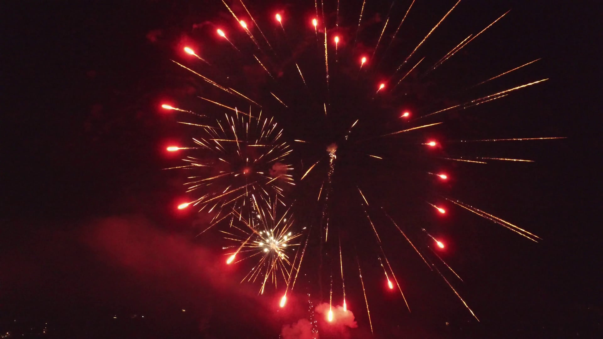 Fireworks over Wolfeboro Bay on Vimeo