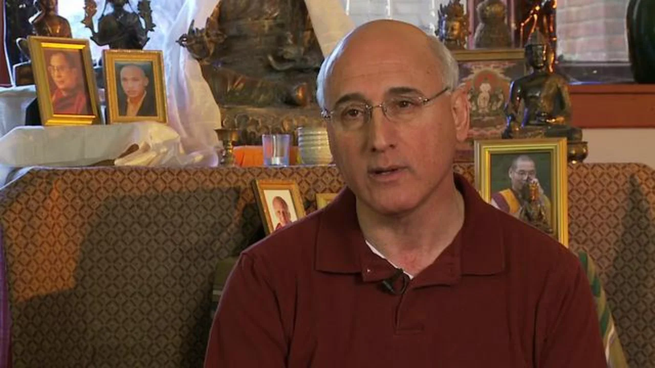 Matthew Flickstein Explains Insight (Vipassana) Meditation on Vimeo