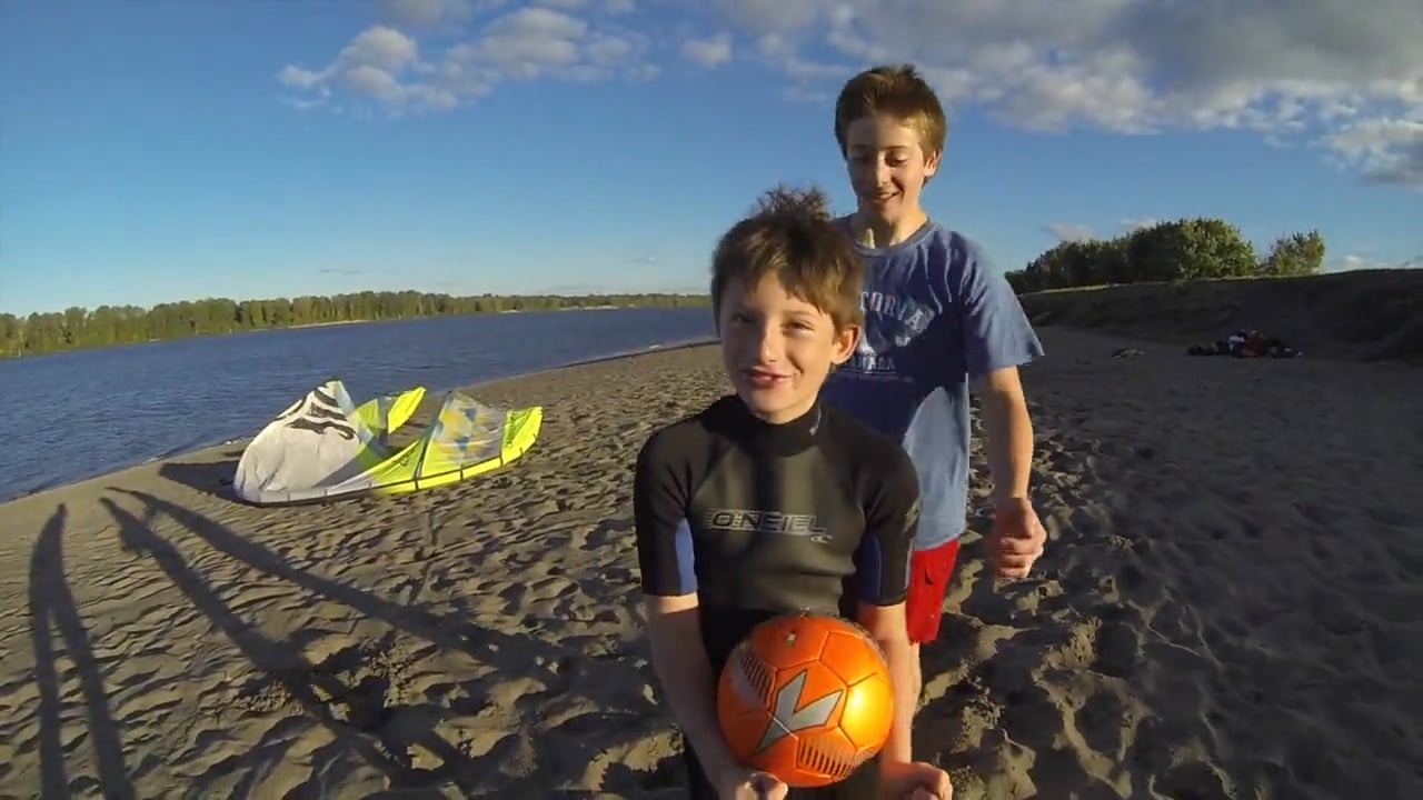 Sauvie Island Fall Wakeboarding and Kiteboarding Session on Vimeo
