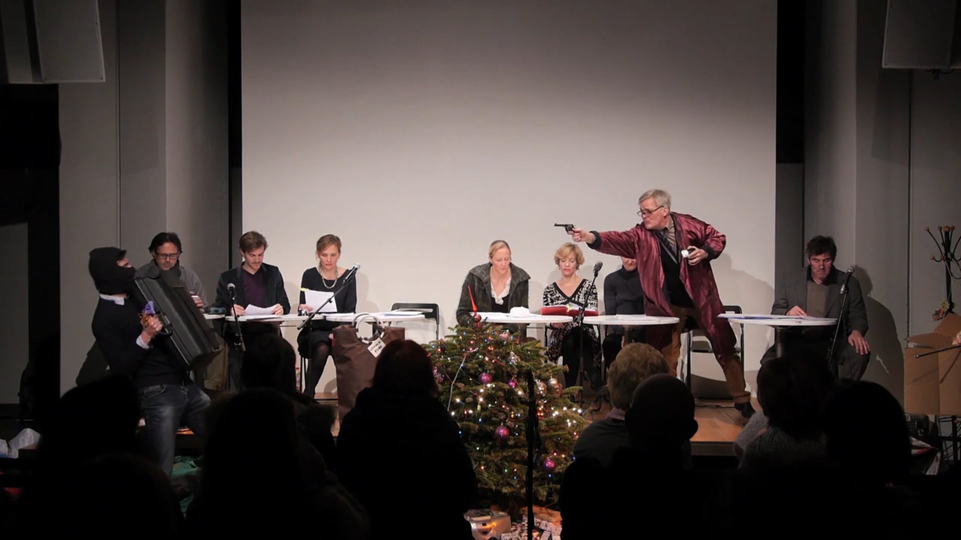 Die Tankstelle - für Künstler zum Auftanken "Schöne Bescherungen"