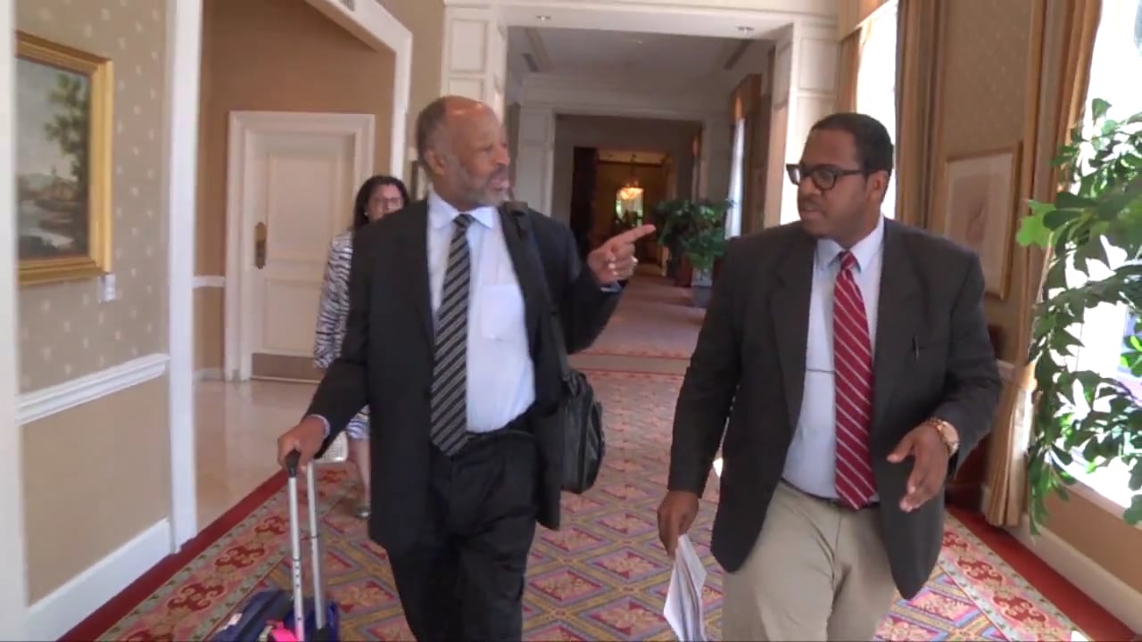 Evlondo Cooper interviews Harry Alford