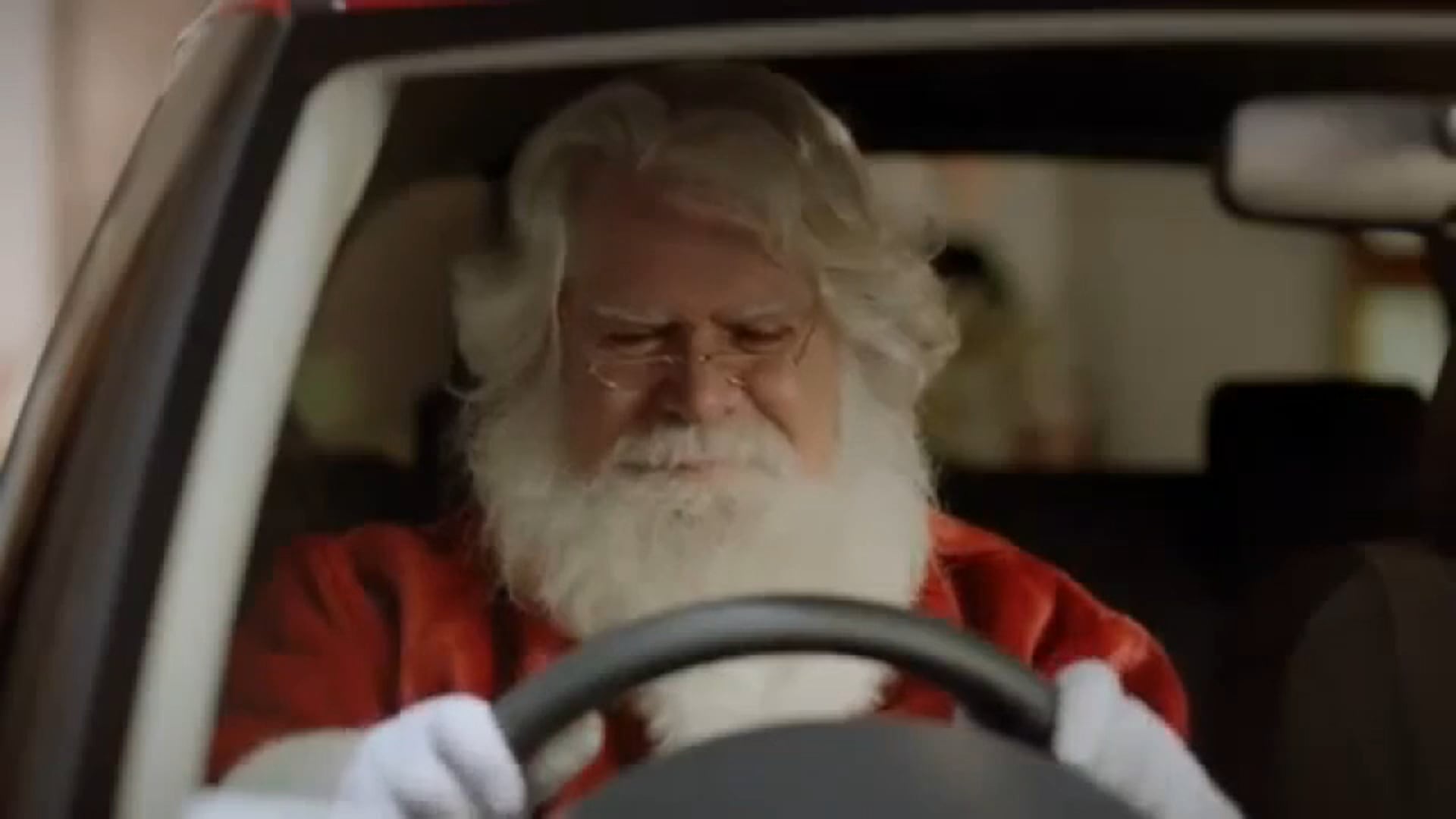 christmas Suzuki - suits you santa