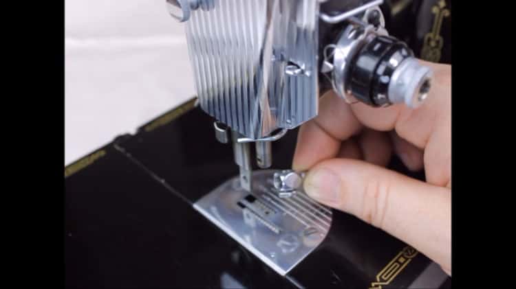 Singer Featherweight 221: Threading Guide