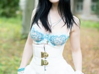 Gothic Porcelain – Alissa Noir