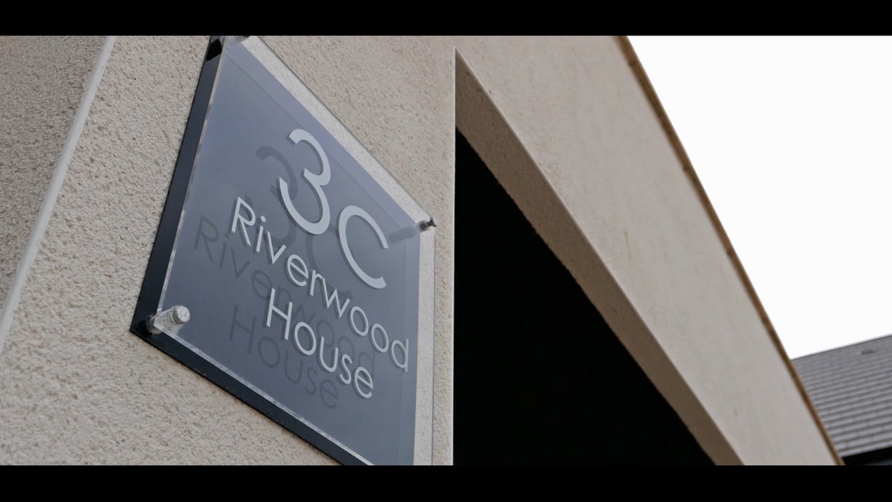 Earls Gate, Bothwell on Vimeo