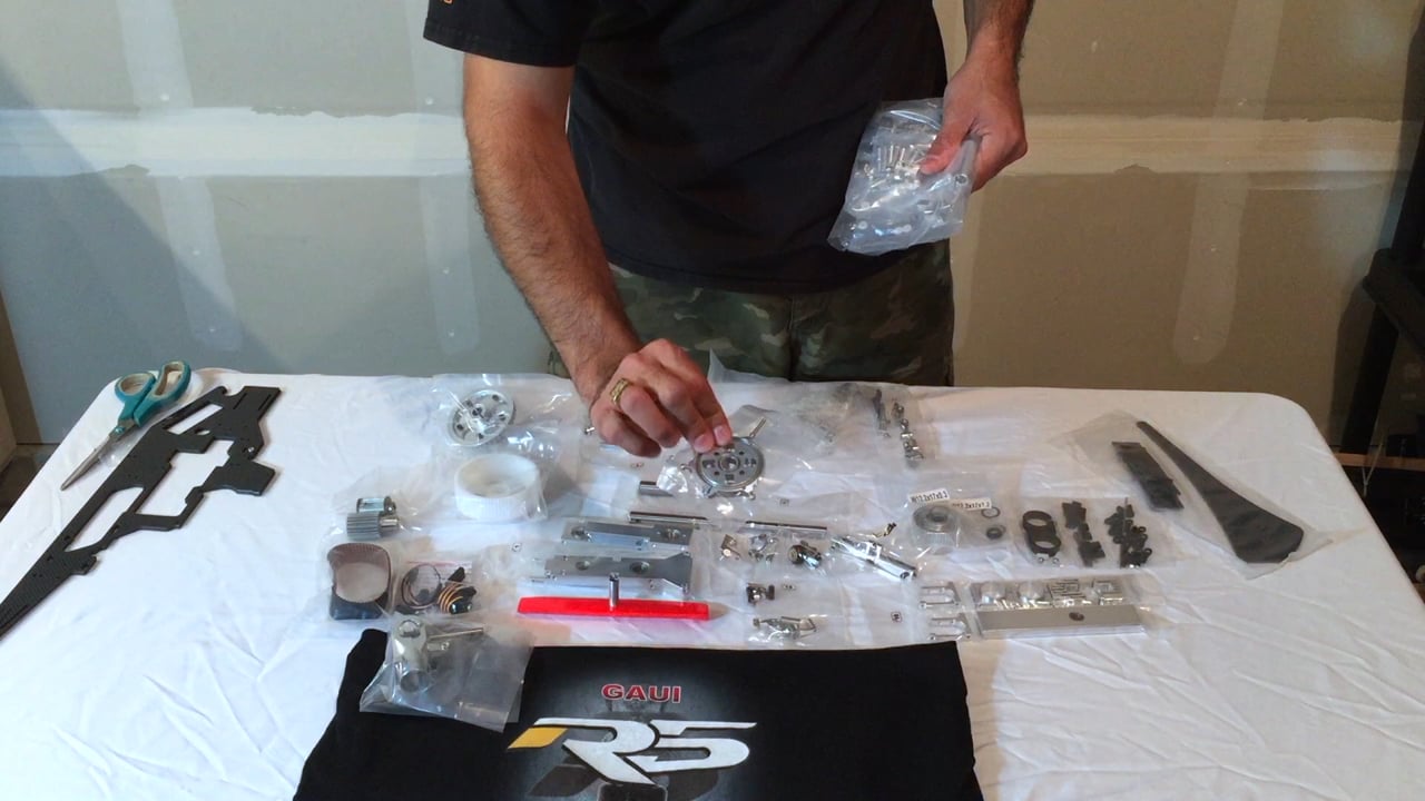 Unboxing the Gaui R5