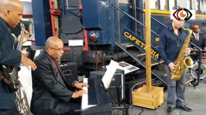 Grupo cubano amenizando boda en Museo Ferrocarril