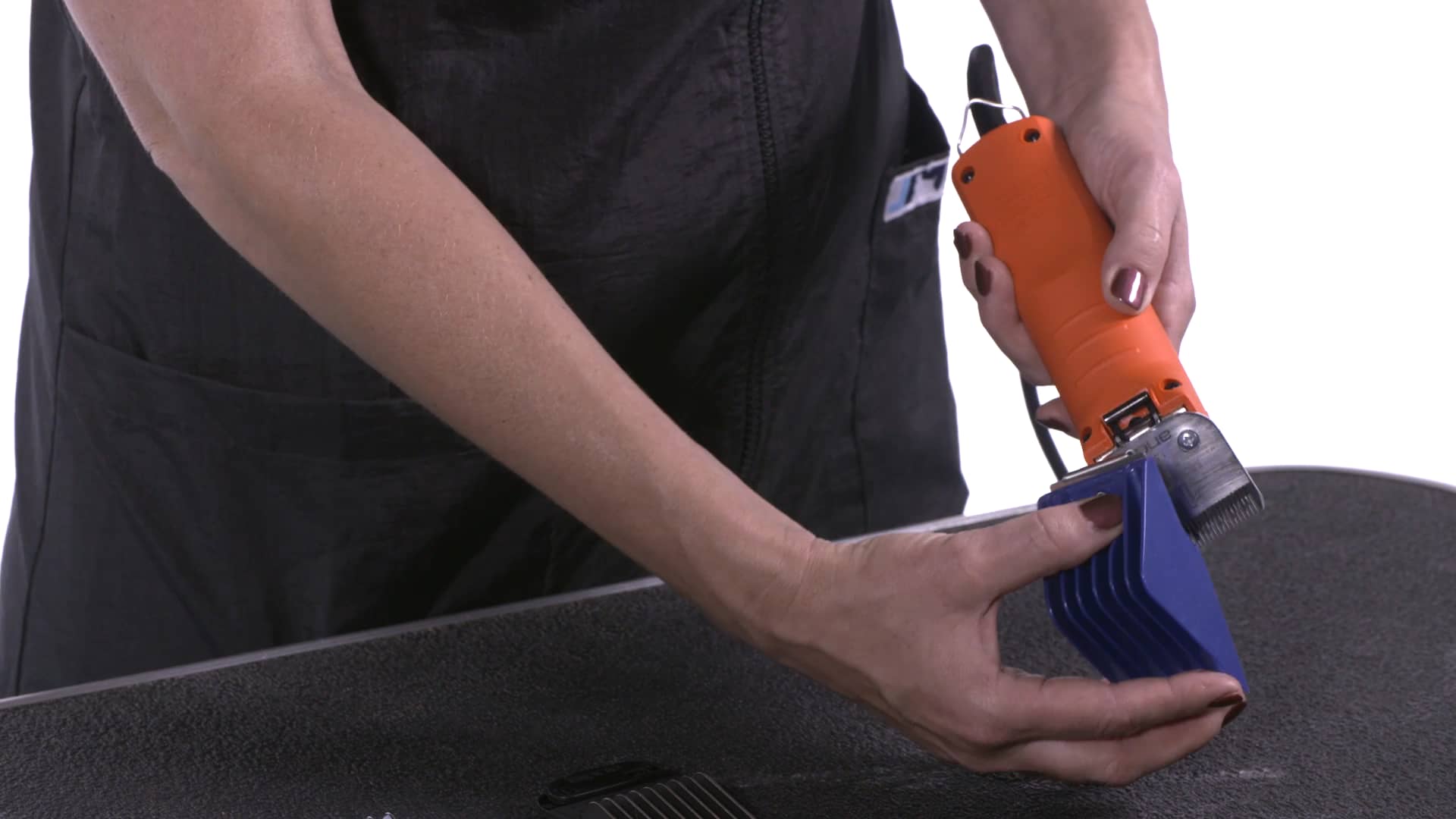 How To Attach Combs On A Clipper Andis HowTo Dog Grooming Tips on Vimeo