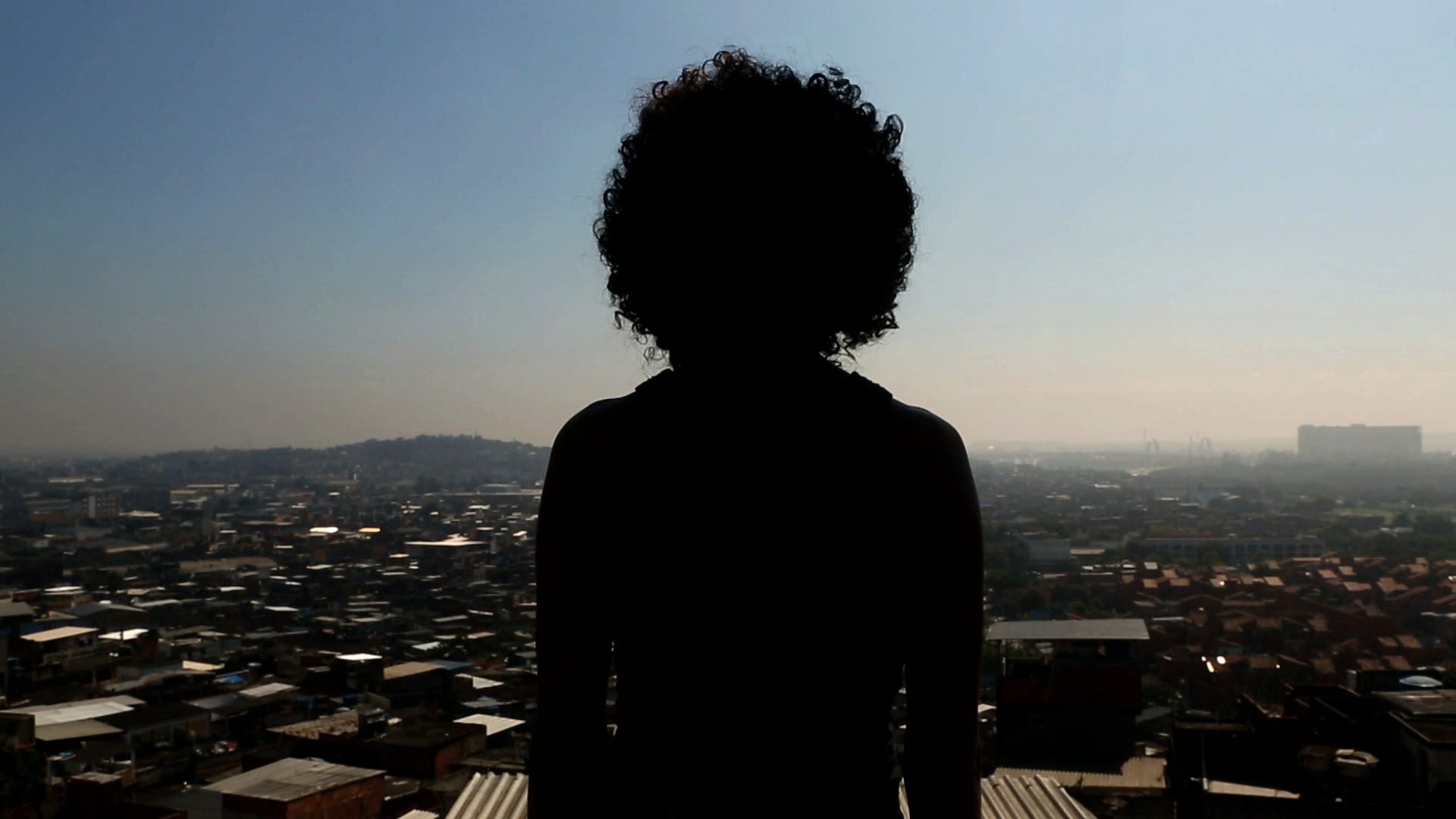 TRAILER - DAS NUVENS PRA BAIXO (UNDER THE CLOUDS)