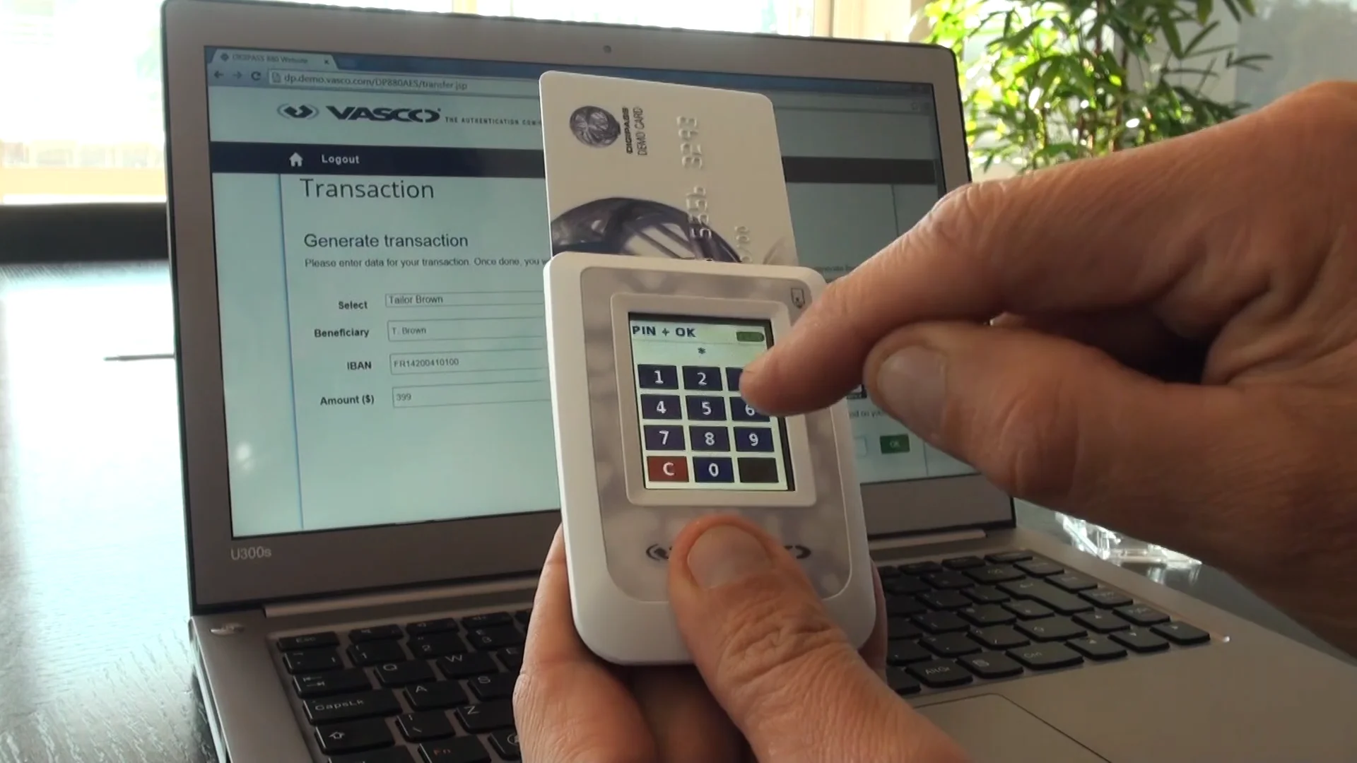 Vasxx Videos - Scan and sign transactions with the DIGIPASS 880 cardreader on Vimeo