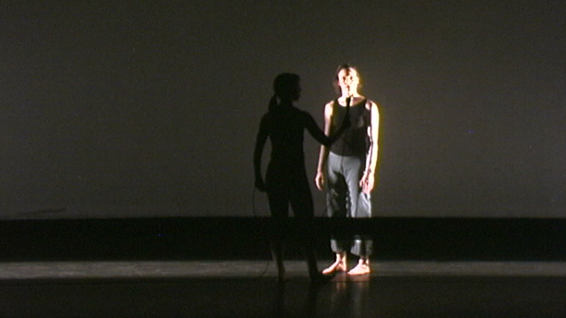 Plus seule qu'en solo [2004]