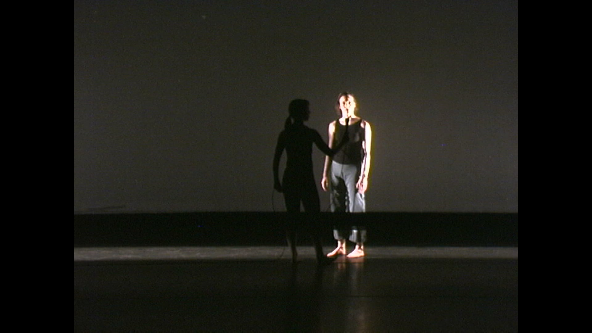 Plus seule qu'en solo [2004]