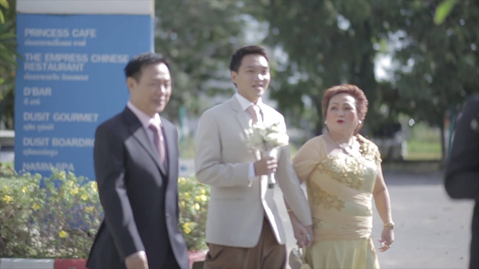 (แต่งงาน)วีดีโอพิธีหมั้น โรงแรมดุสิต โคราช คุณ on Vimeo