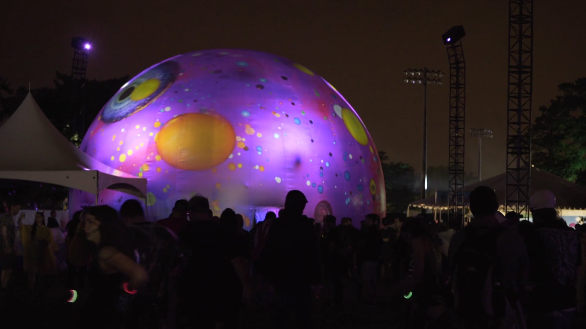 Likuid Art Dome Exterior