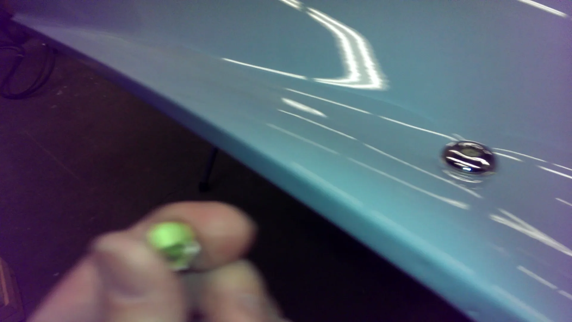 dzus installation, testing the dzus fit in the grommet on Vimeo