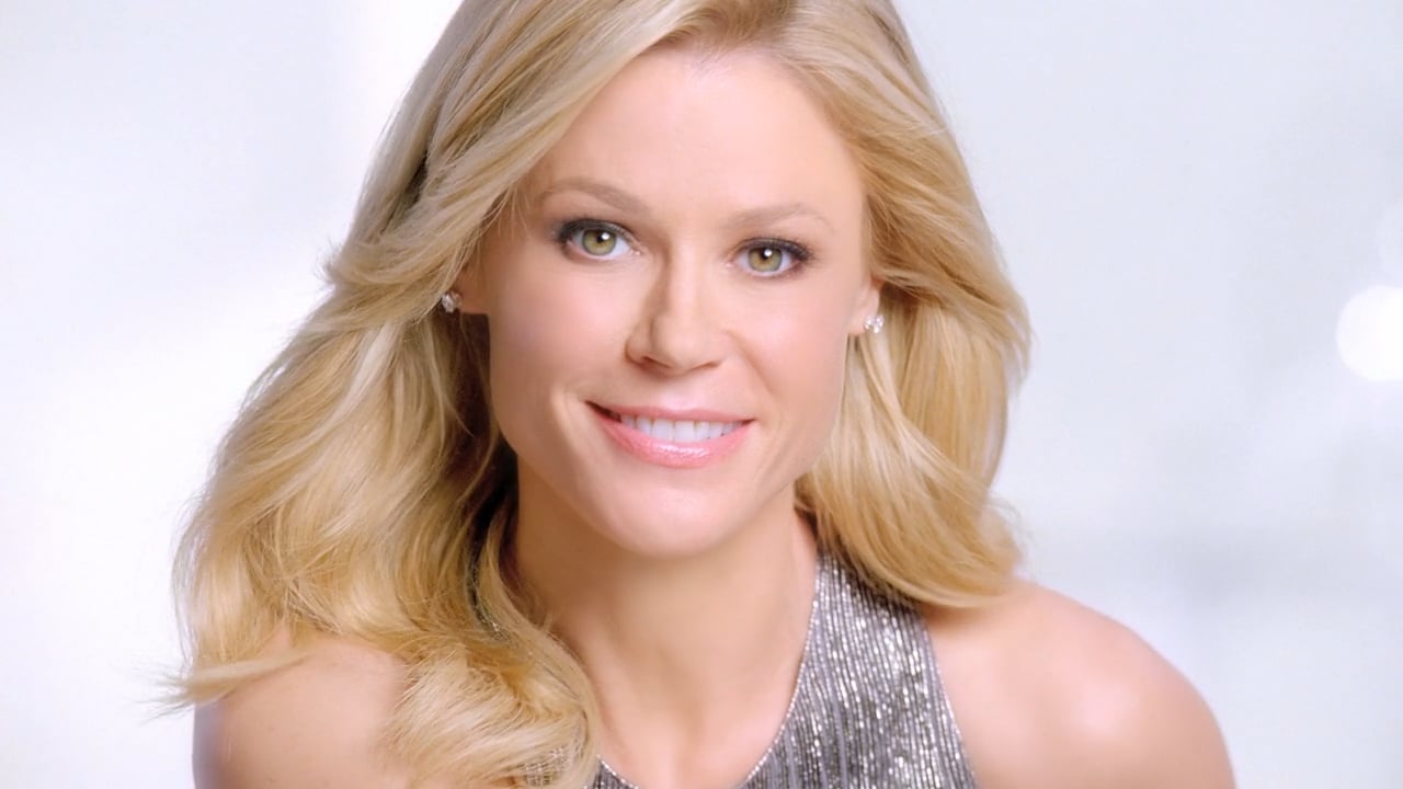 Julie Bowen for Neutrogena