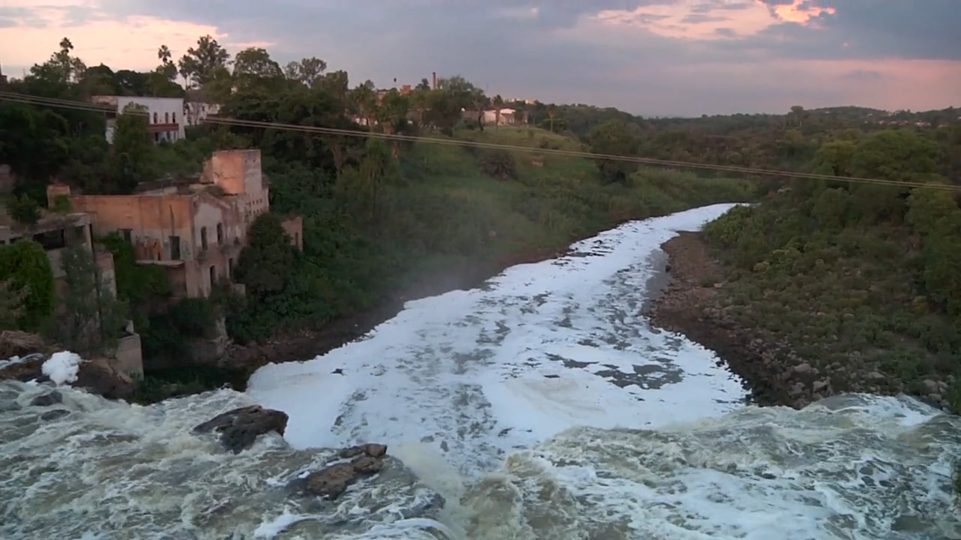 Ríos y Puentes - documental participativo