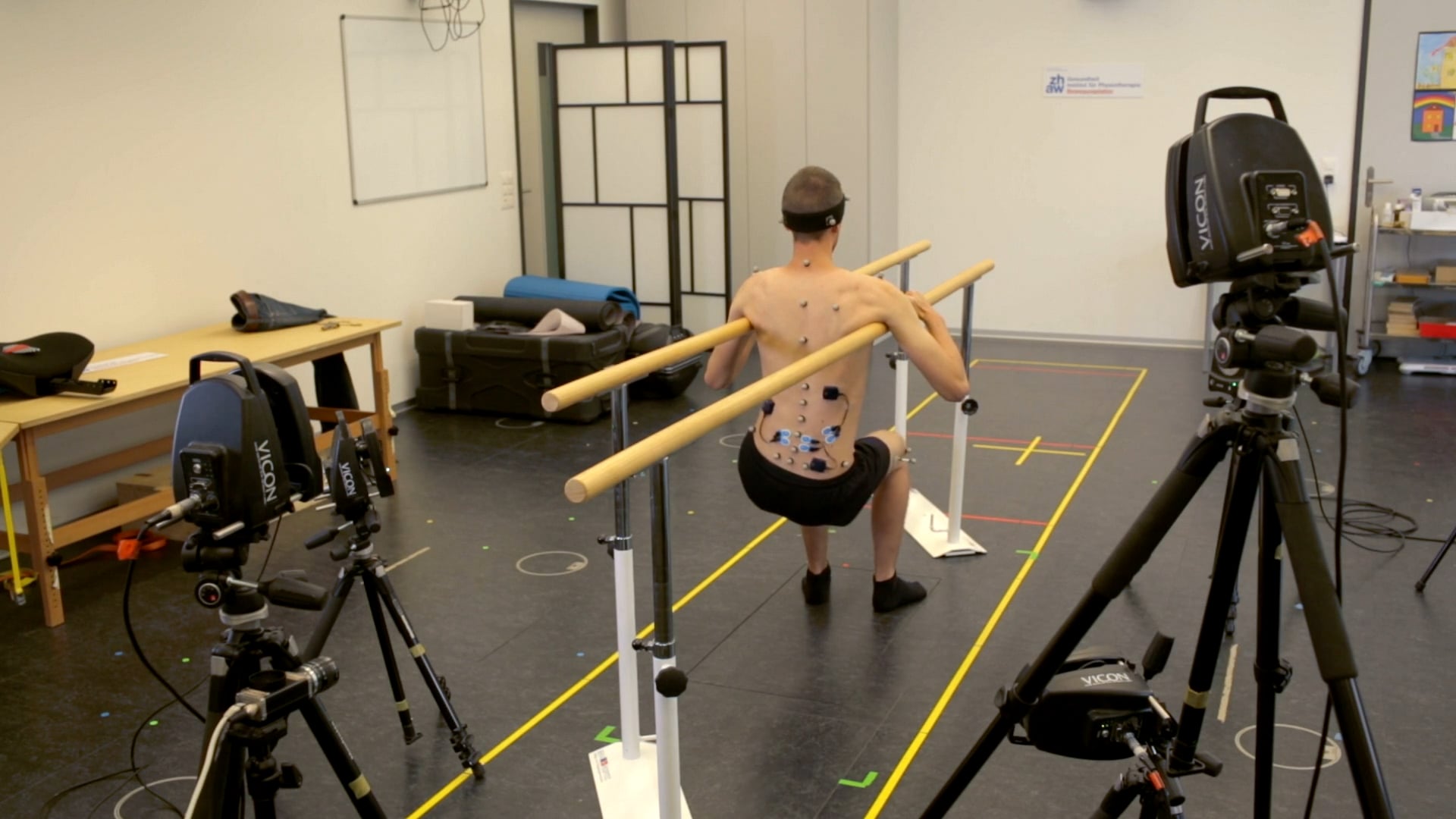 Rotavis Dynamic Chair on Vimeo