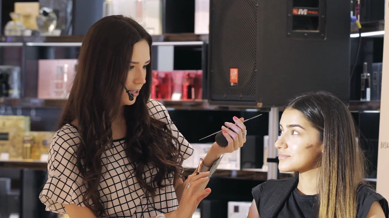 Визаж холл директор. Визаж холл работа. Визаж холл дербент. Visage concept махачкала. Визаж холл махачкала на ярагского.