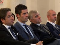 CUOA – Il diploma a 14 manager e… Luxottica