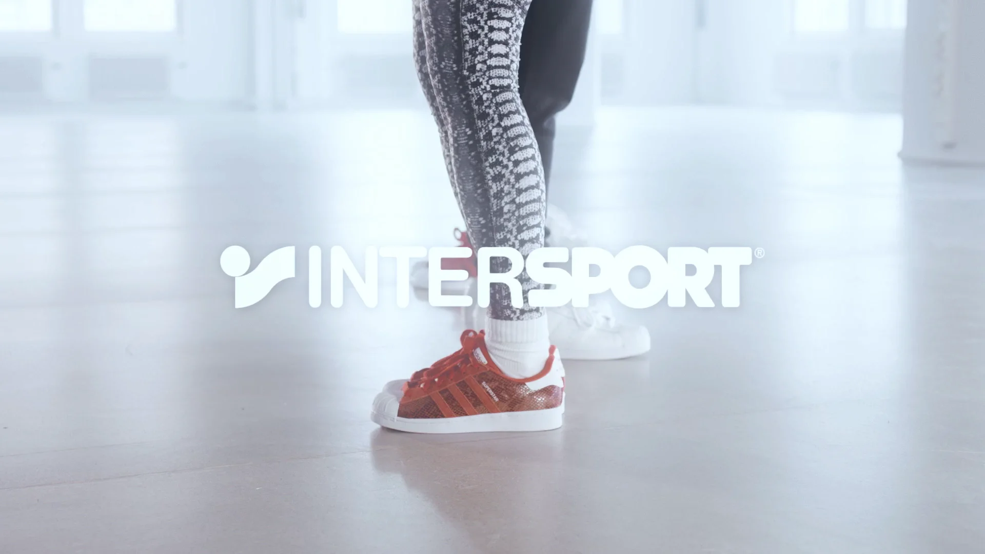 Superstar intersport shop