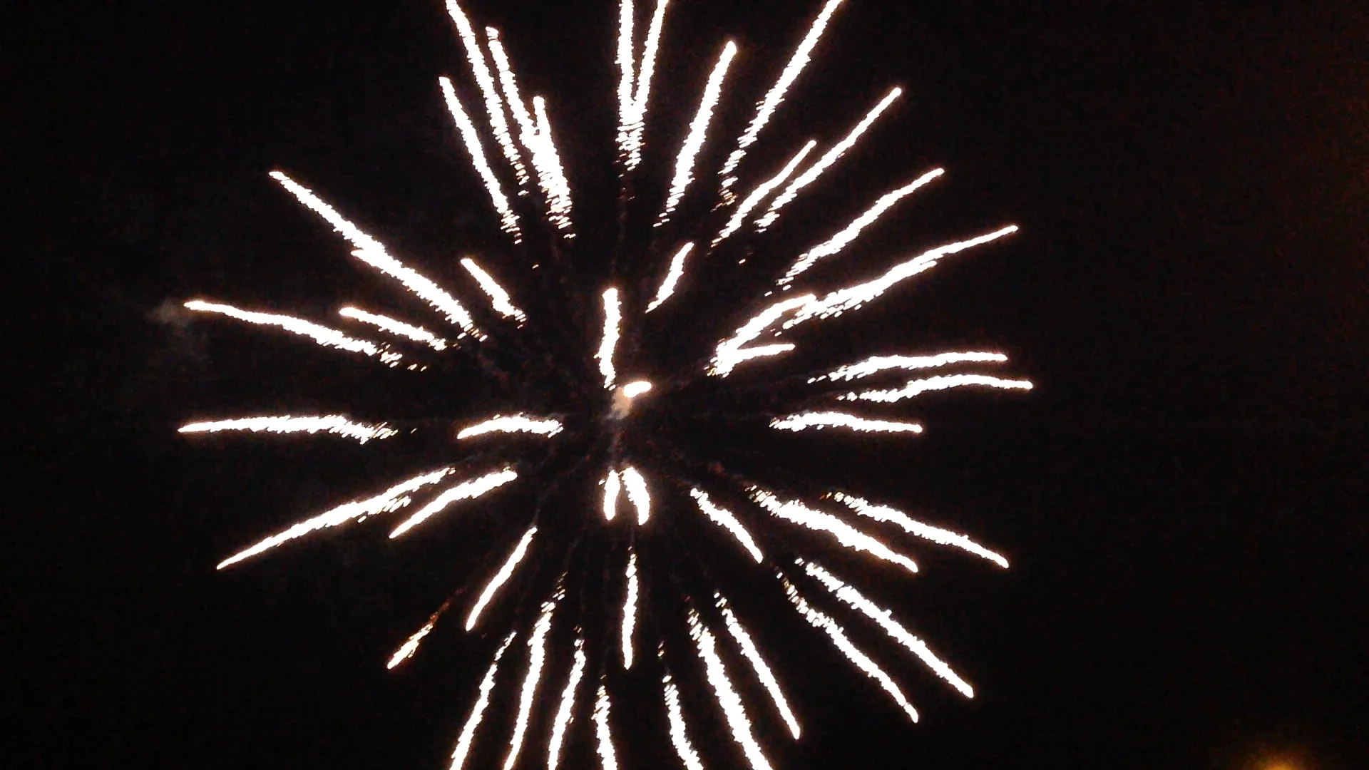 Fireworks 50 sec on Vimeo