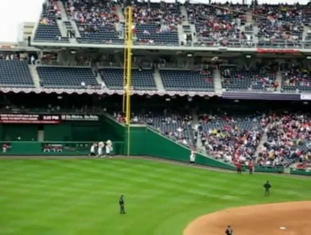 Video: George Washington leads a July 4th Parade at Nationals Park – LET  TEDDY WIN