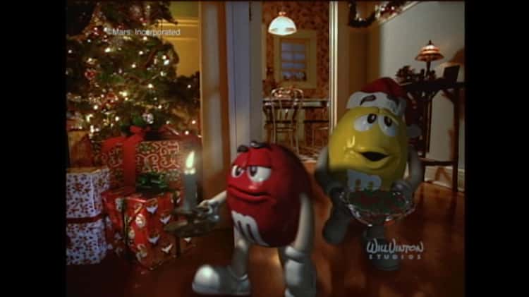 M&Ms Christmas Commercial: THEY DO EXIST! 