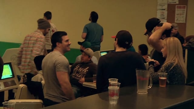 Reportage : Tournoi de bowling &agrave; la m&eacute;moire de J&eacute;r&eacute;my Paradis (Zone 30 novembre 2015 p.08)