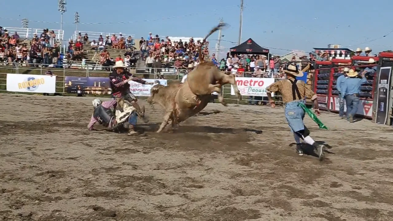 Rodeo, Valleyfield, Quebec, Canada on Vimeo