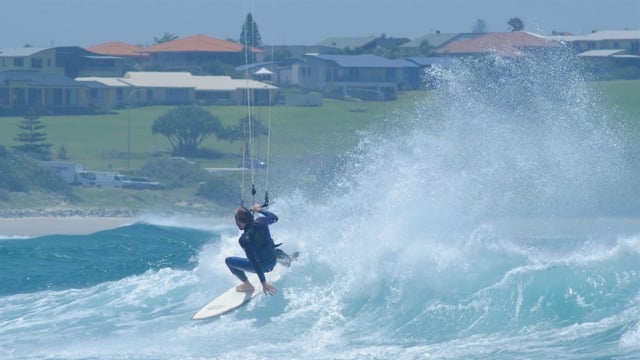 Offshore Waveriding (Ozone C4 V6)