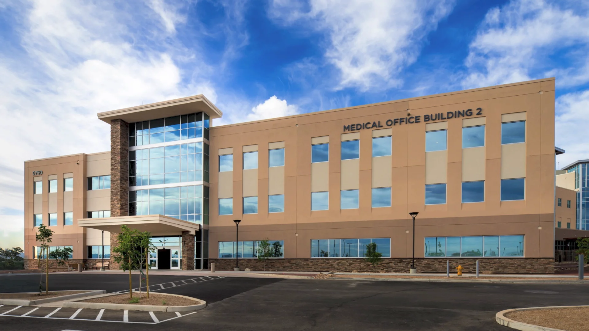 Time Lapse of Construction - Canyon Vista Medical Office Building, image size:1920x1080