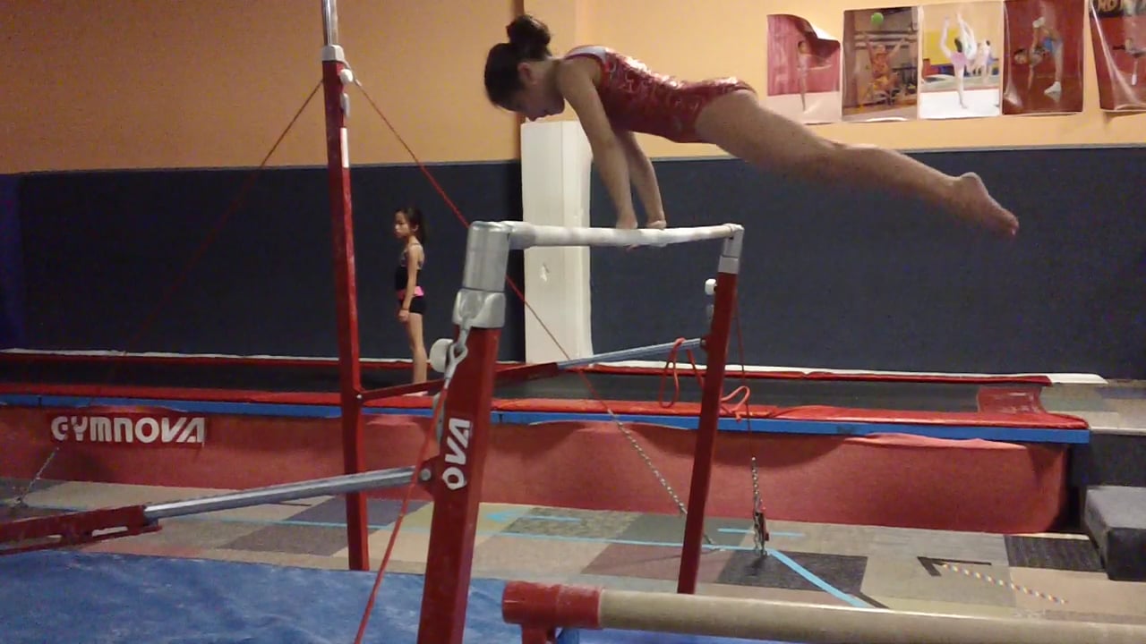 Bars Back Hip Circle on Vimeo