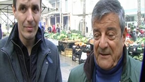 Ciudadanos al mercat de l'Escala