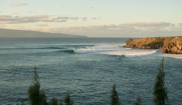 Pulsing in Paradise – Honolua Bay 2016 from www.KORDUROY.tv