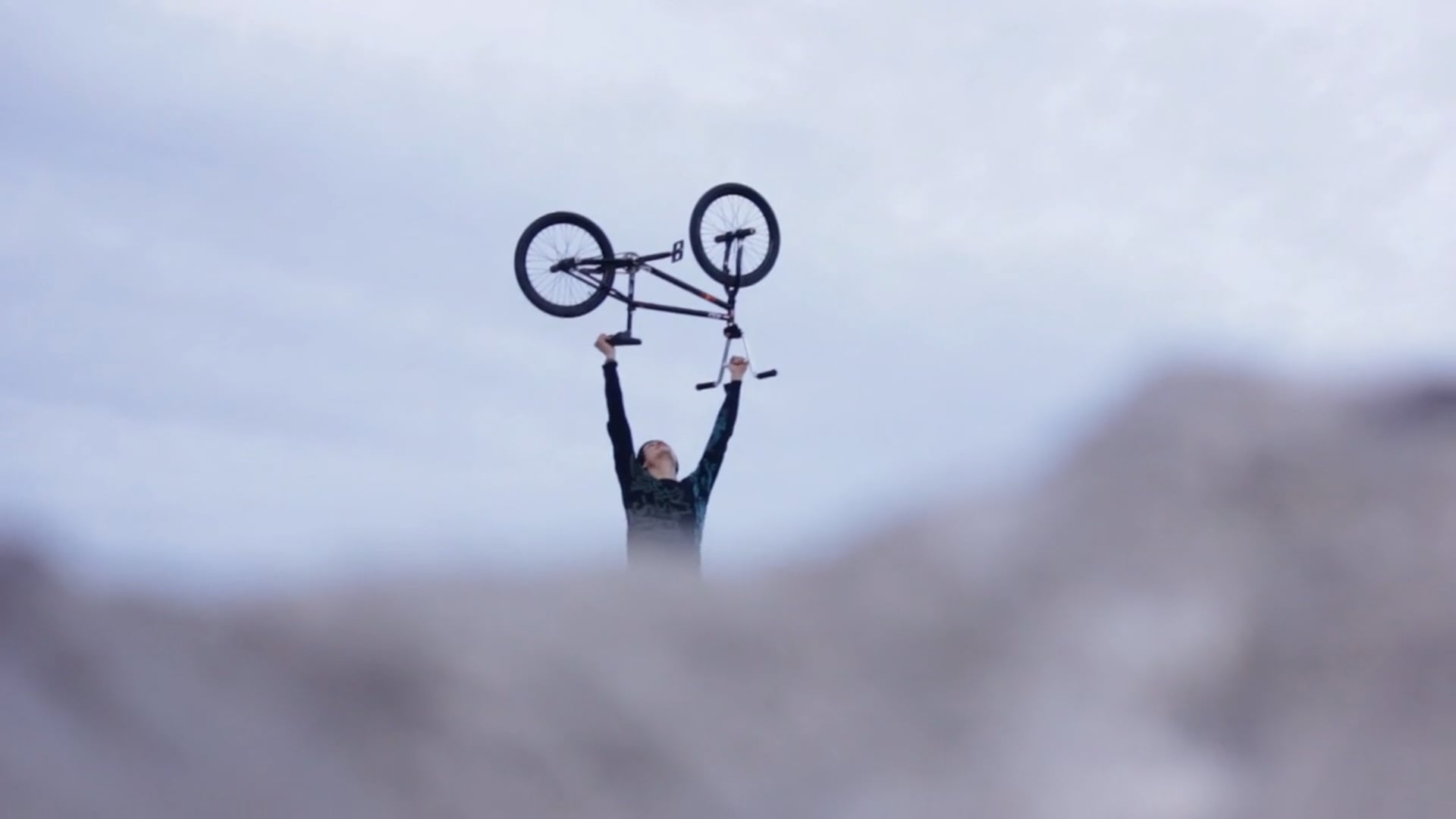 Children Of The Universe - A Flatland Film  por Leire Garmendia
