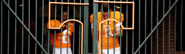 Tennessee releases 'Run CMG' hype video for Kamara and Hurd