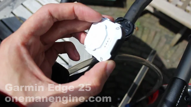 Edge 20/25 - Installation du capteur de cadence