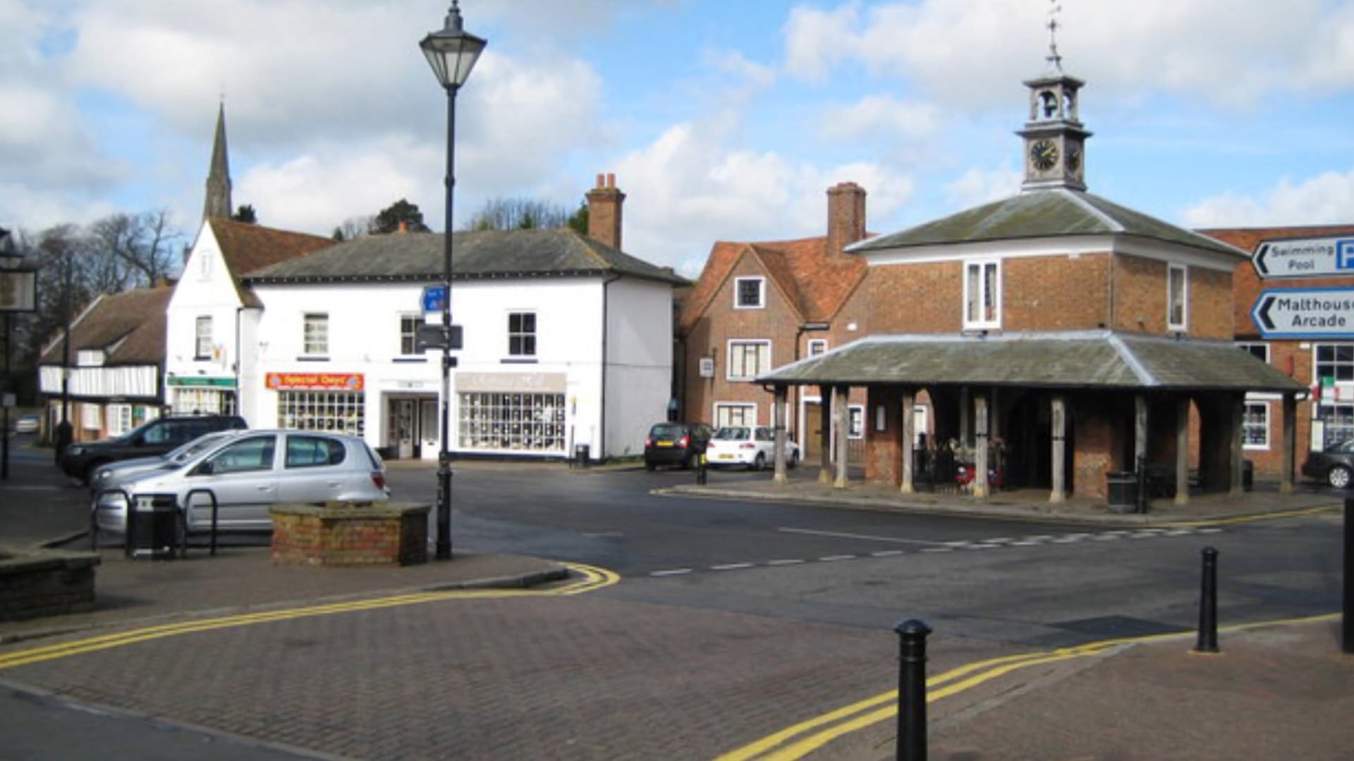 65 Westmead, Princes Risborough on Vimeo