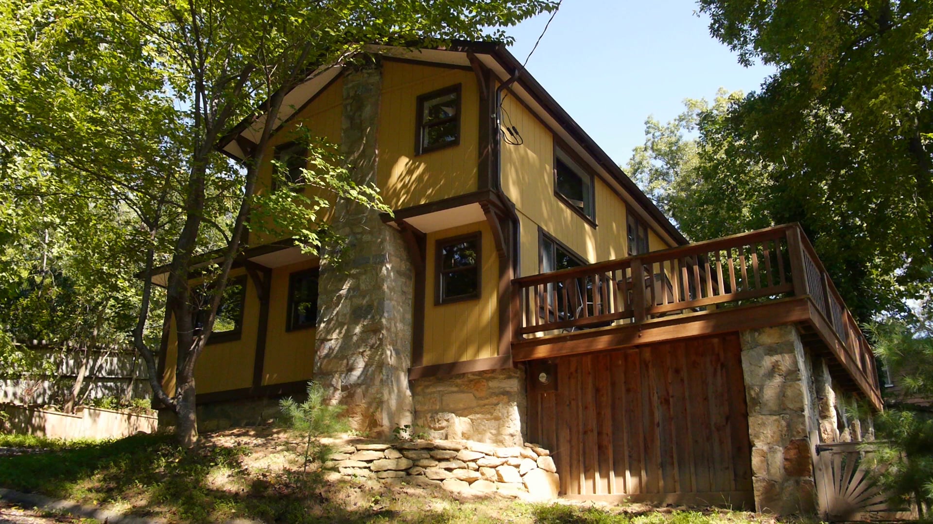 605 North Lakeside Drive, Hendersonville (NC)