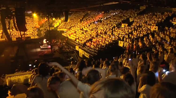 Get Loud' Choir Performance 2016 - Genting Arena, Birmingham on Vimeo