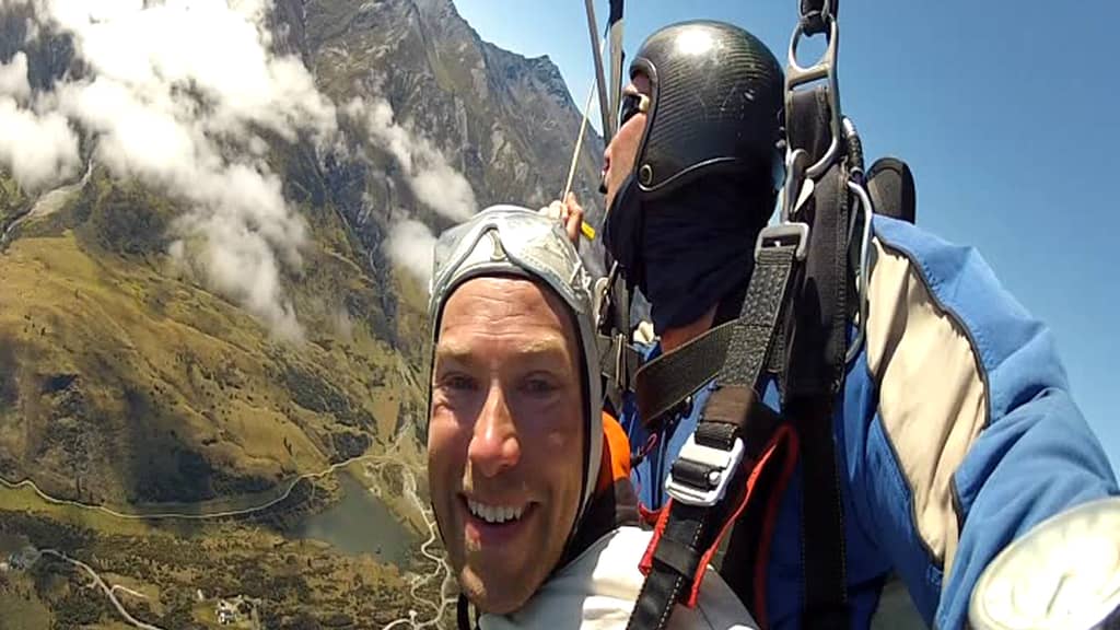 My first skydive on Vimeo