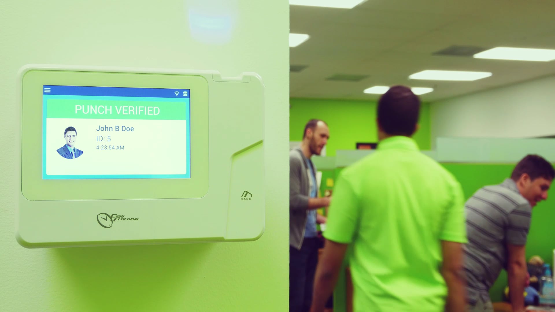 Easy Clocking Xenio 500 In Use on Vimeo