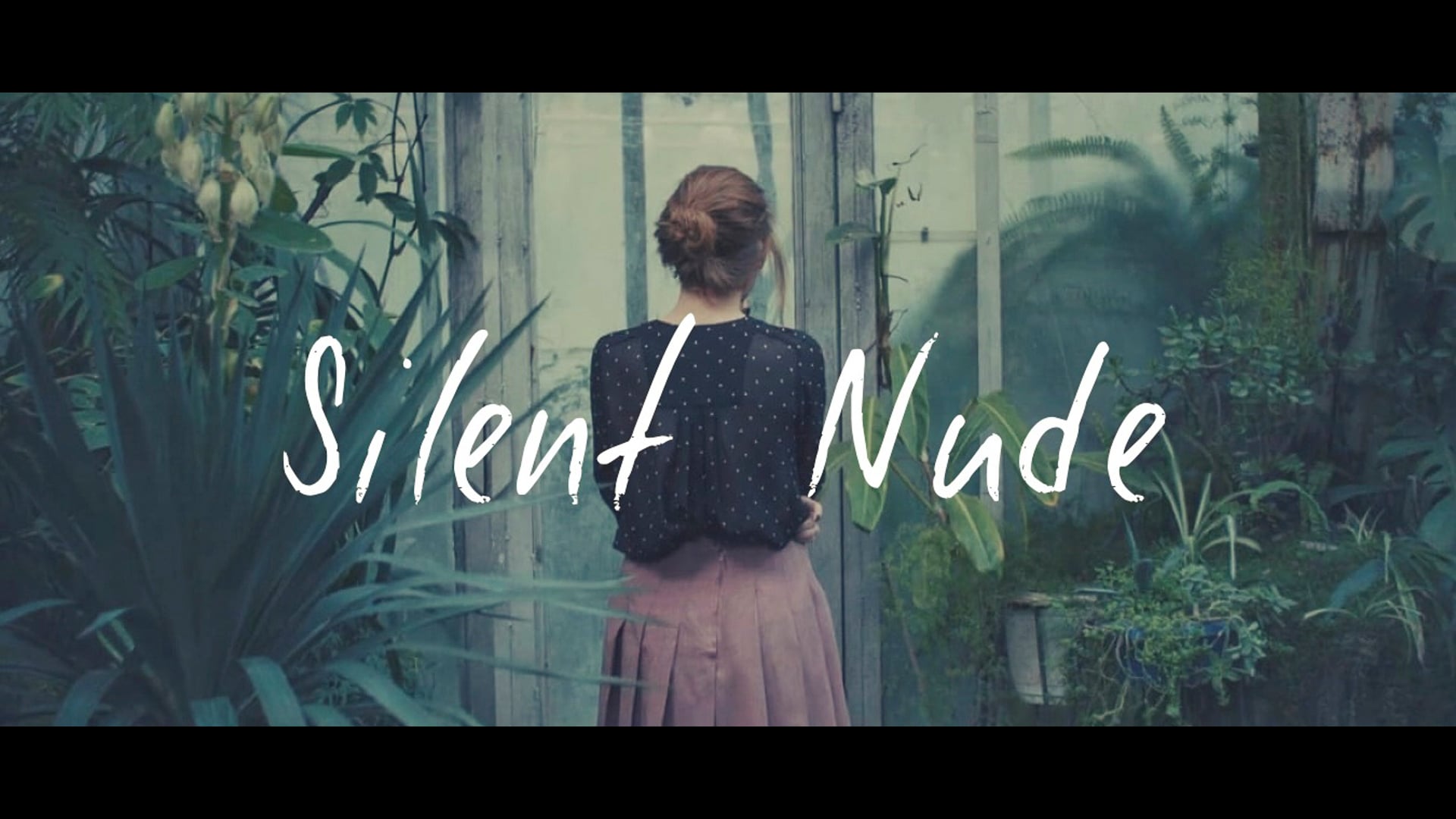 Silent Nude - Essey nr. I