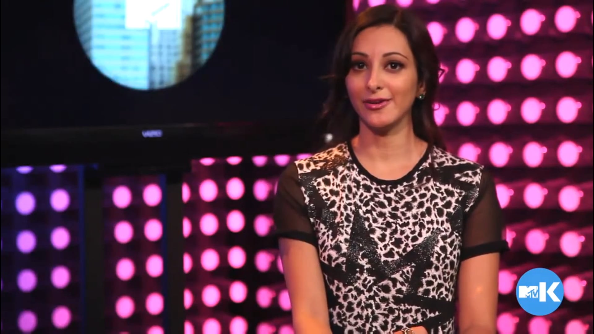 STUDIO 5 — EPISODE 4